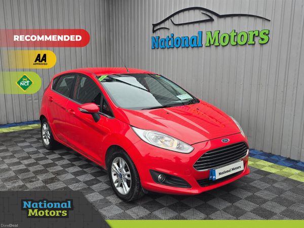 Ford Fiesta Hatchback, Petrol, 2014, Red