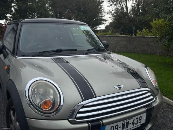 Mini Cooper Hatchback, Petrol, 2009, Silver