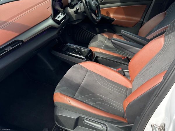 Volkswagen ID.4 Estate, Electric, 2021, White