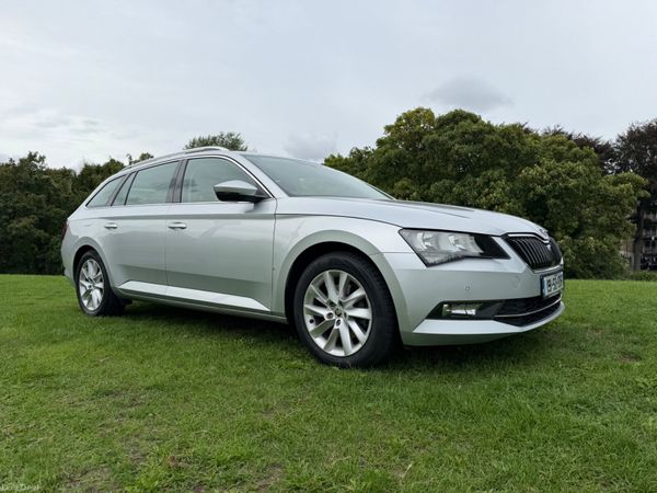 Skoda Superb Estate, Petrol, 2019, Silver