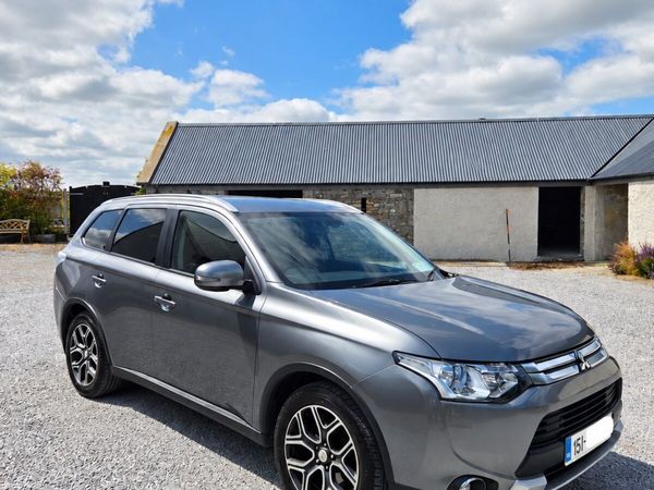Mitsubishi Outlander SUV, Diesel, 2015, Grey
