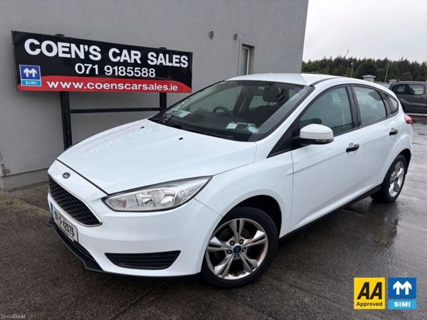 Ford Focus Hatchback, Petrol, 2015, White