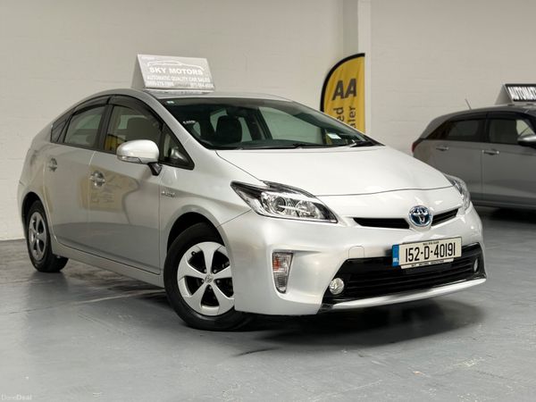 Toyota Prius Hatchback, Petrol Hybrid, 2015, Silver