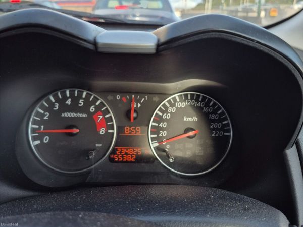 Nissan Note MPV, Petrol, 2009, Red