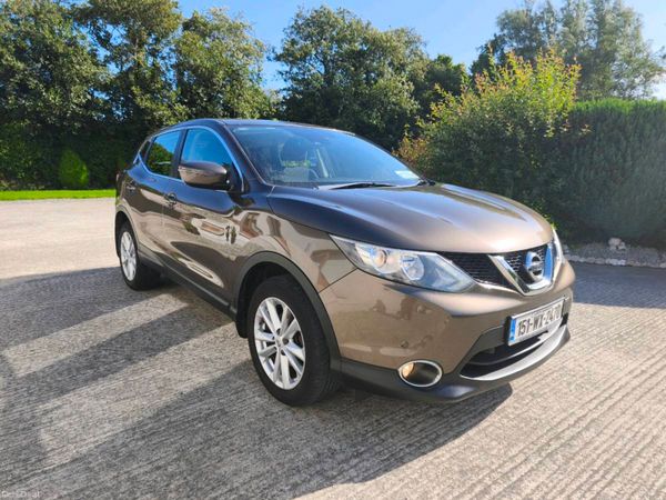 Nissan Qashqai Hatchback, Diesel, 2015, Brown