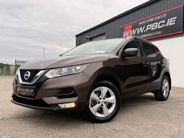 Nissan Qashqai MPV, Diesel, 2019, Brown