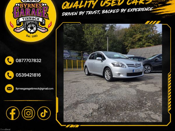 Toyota Auris Hatchback, Petrol, 2011, Silver