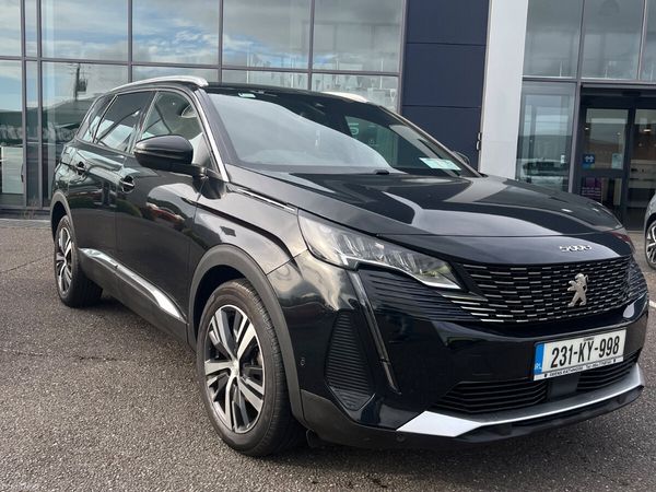 Peugeot 5008 MPV, Diesel, 2023, Black