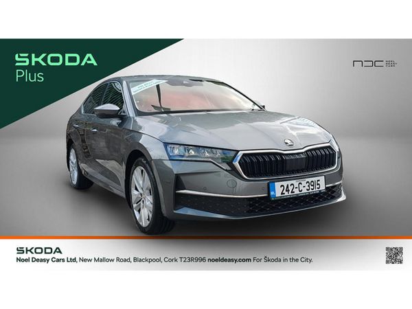 Skoda Octavia Saloon, Diesel, 2024, Grey