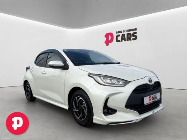Toyota Yaris Hatchback, Petrol Hybrid, 2020, White
