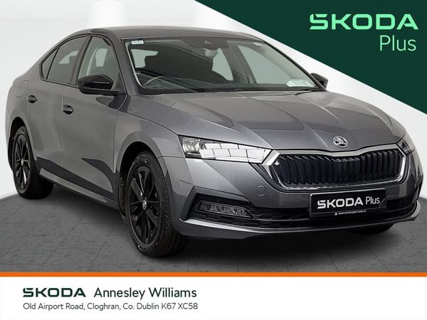 Skoda Octavia Saloon, Petrol, 2023, Grey