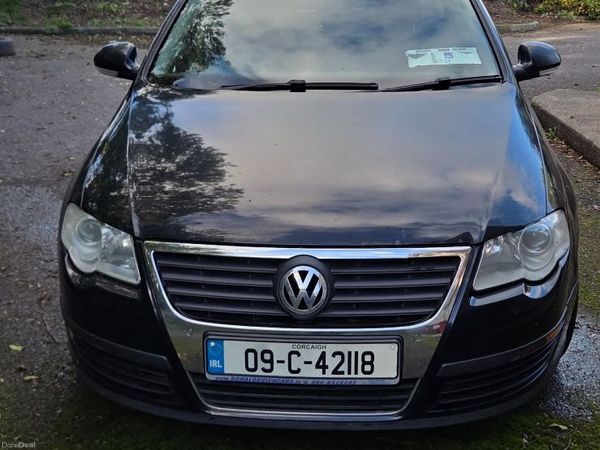 Volkswagen Passat Saloon, Diesel, 2009, Black