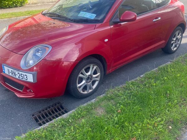 Alfa Romeo Mito Hatchback, Petrol, 2011, Red