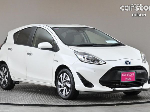 Toyota Aqua Hatchback, Petrol Hybrid, 2020, White