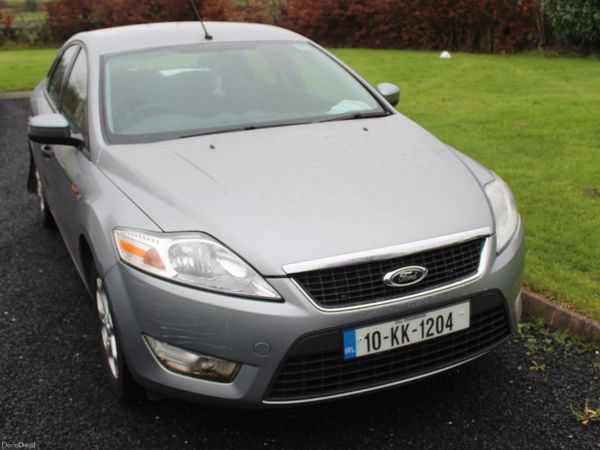 Ford Mondeo Saloon, Diesel, 2010, Silver