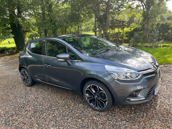 Renault Clio Hatchback, Petrol, 2019, Grey