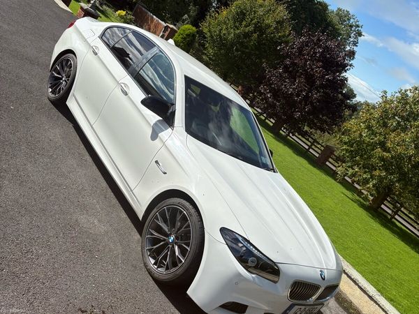 BMW 5-Series Saloon, Diesel, 2012, White