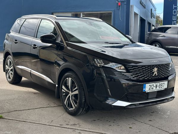 Peugeot 5008 MPV, Diesel, 2021, Black