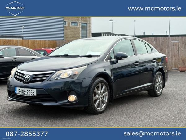 Toyota Avensis Saloon, Diesel, 2012, Grey