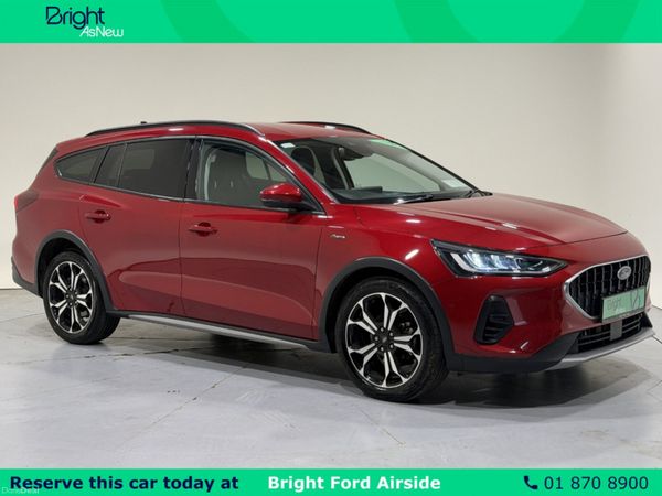 Ford Focus Estate, Petrol, 2022, Red