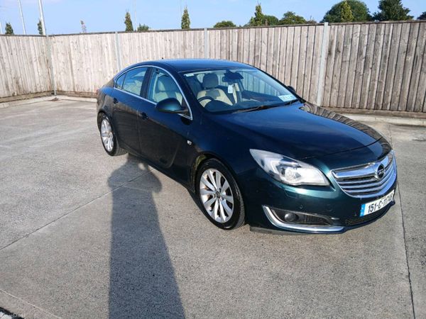 Opel Insignia Hatchback, Diesel, 2015, Green