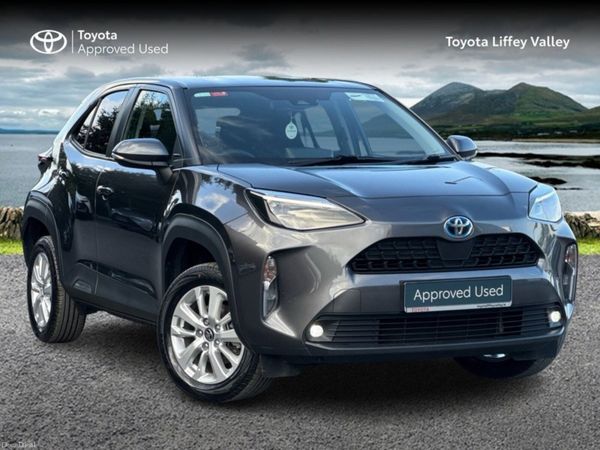 Toyota Yaris Cross Hatchback, Petrol Hybrid, 2023, Grey