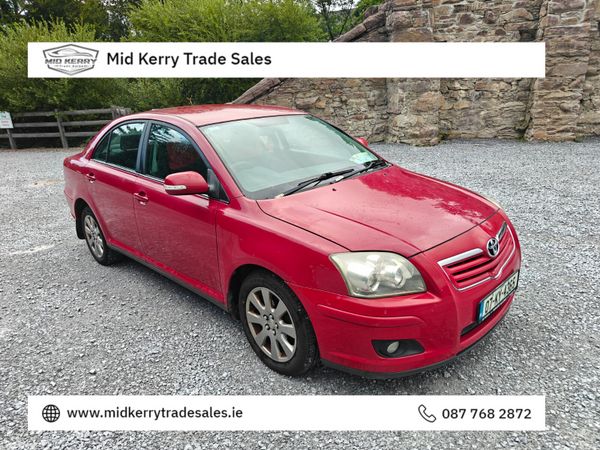 Toyota Avensis Saloon, Petrol, 2007, Red