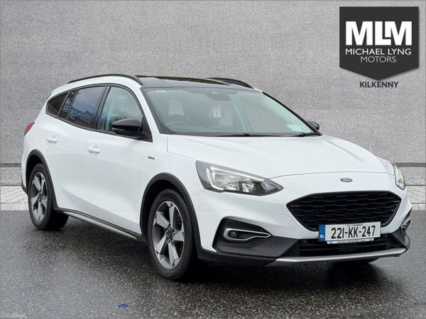 Ford Focus Estate, Petrol Hybrid, 2022, White