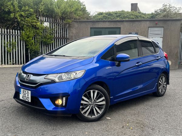 Honda Fit Hatchback, Petrol Hybrid, 2015, Blue