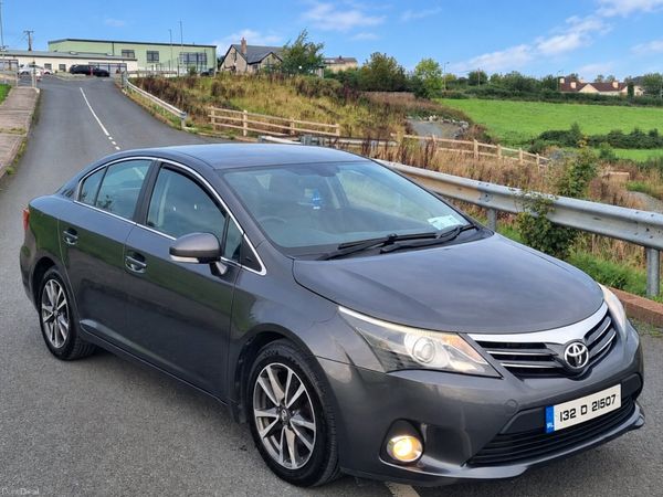 Toyota Avensis Saloon, Diesel, 2013, Grey