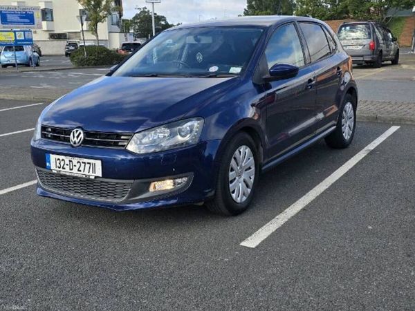 Volkswagen Polo Hatchback, Petrol, 2013, Blue