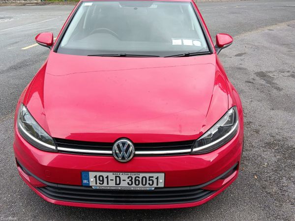 Volkswagen Golf Estate, Diesel, 2019, Red