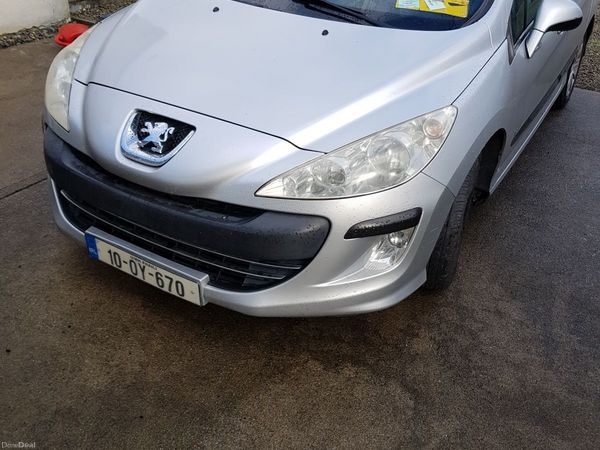 Peugeot 308 Hatchback, Diesel, 2010, Grey