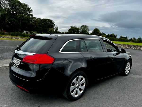 Vauxhall Insignia Estate, Diesel, 2013, Black