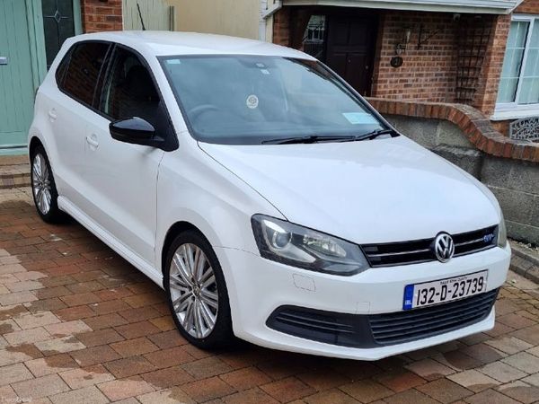 Volkswagen Polo Hatchback, Petrol, 2013, White