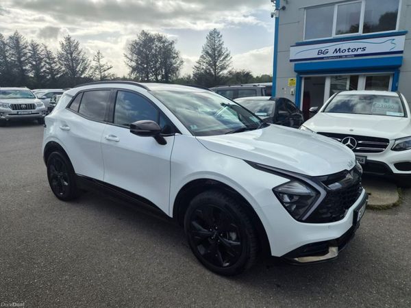 Kia Sportage MPV, Petrol Plug-in Hybrid, 2024, White
