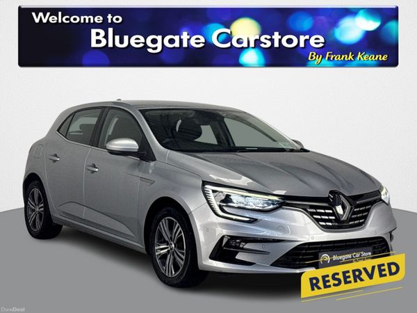 Renault Megane Hatchback, Diesel, 2021, Grey
