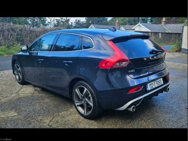 Volvo V40 Hatchback, Diesel, 2013, Blue