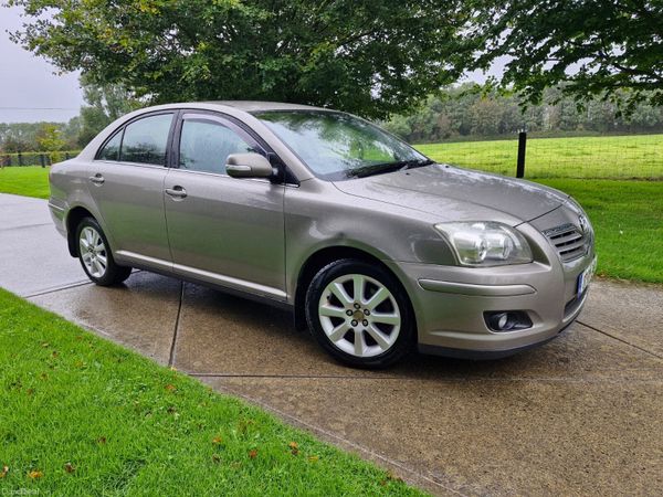 Toyota Avensis Saloon, Petrol, 2007, Silver