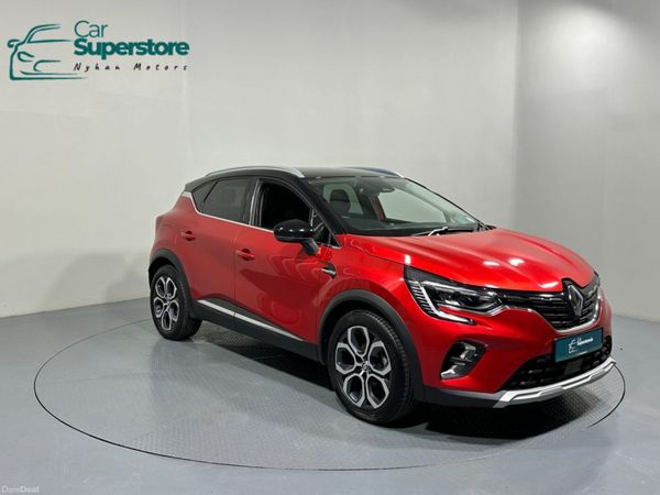 Renault Captur Hatchback, Petrol, 2024, Red