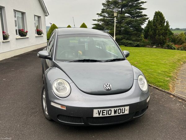 Volkswagen Beetle Hatchback, Diesel, 2010, Grey