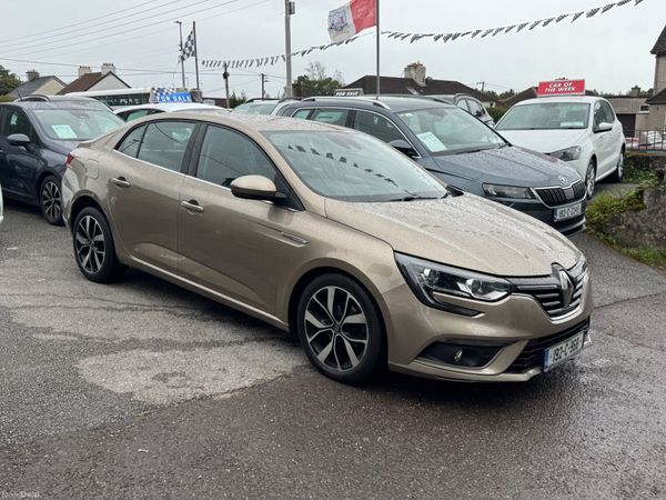 Renault Megane Saloon, Diesel, 2019, Brown