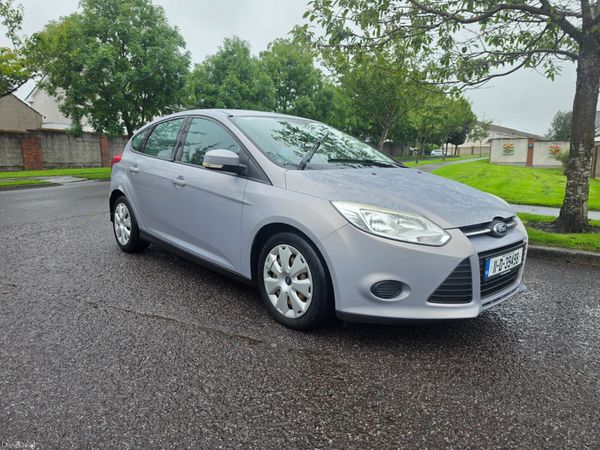 Ford Focus Hatchback, Diesel, 2011, Grey