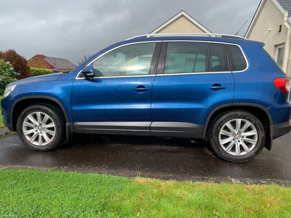 Volkswagen Tiguan SUV, Diesel, 2008, Blue