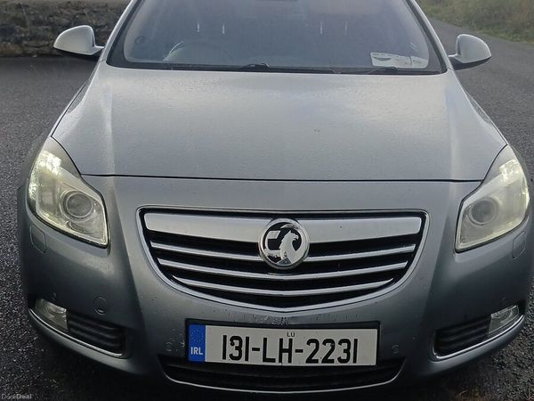 Vauxhall Insignia Estate, Diesel, 2013, Silver