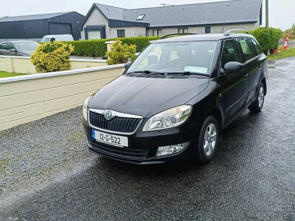 Skoda Fabia Estate/Jeep, Petrol, 2012, Black