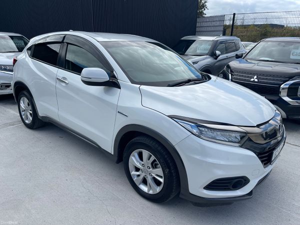 Honda Vezel SUV, Petrol Hybrid, 2018, White