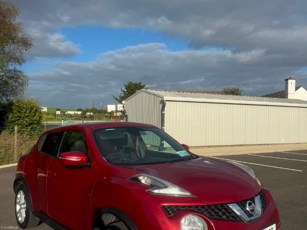 Nissan Juke SUV, Diesel, 2014, Red