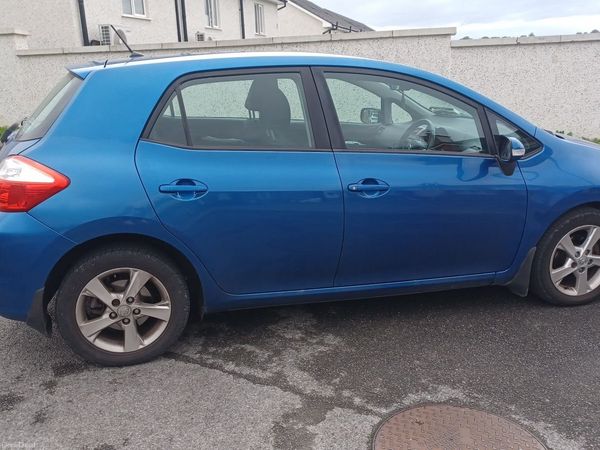 Toyota Auris Hatchback, Diesel, 2011, Blue