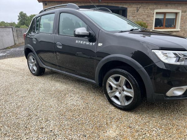 Dacia Sandero Stepway Hatchback, Petrol, 2019, Black